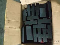 萬(wàn)能試驗(yàn)機(jī)配件夾具夾片鉗口10/30/60/100噸圓弧燕